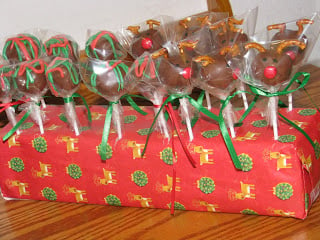 Rudolph Cake Pops Packaged Up for Christmas 