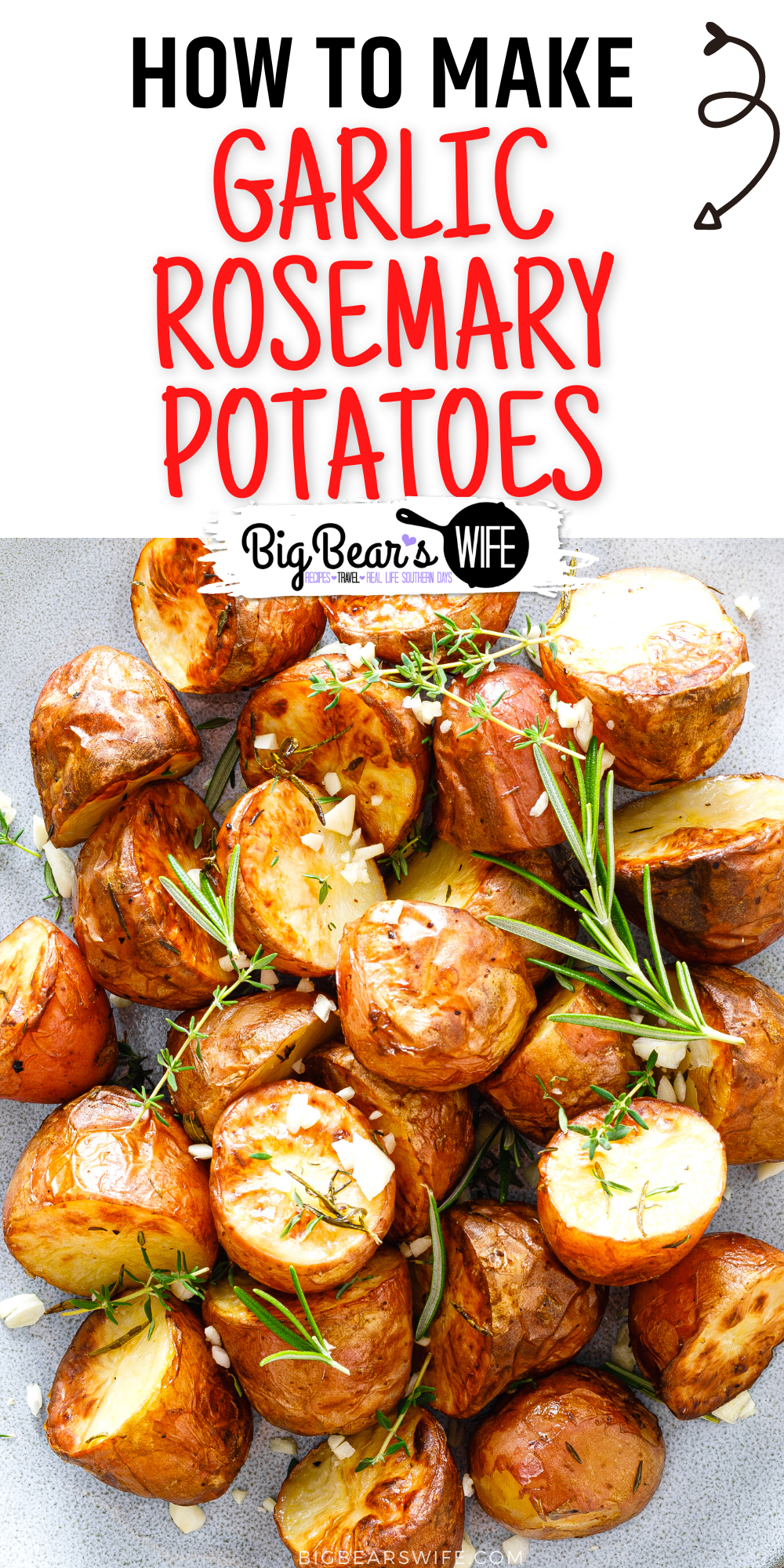 This easy Garlic Rosemary Potatoes side dish is ready in under an hour! It's great for Thanksgiving, Christmas or just as a side for a fabulous dinner any time of year! via @bigbearswife