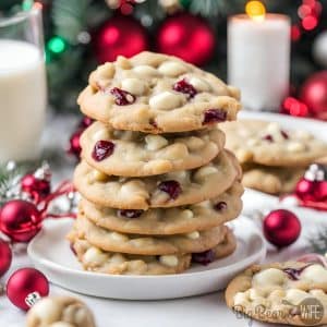 Looking for a new addition to your cookie collection? Look no further! Discover the magic of white chocolate chip macadamia nut craisin cookies and why they deserve a spot in your baking repertoire. With their irresistible combination of creamy white chocolate, buttery macadamia nuts, and tangy craisins, these cookies are sure to become a family favorite.
