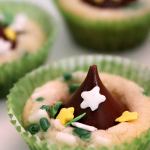 Mini Kiss Cupcake Cookies