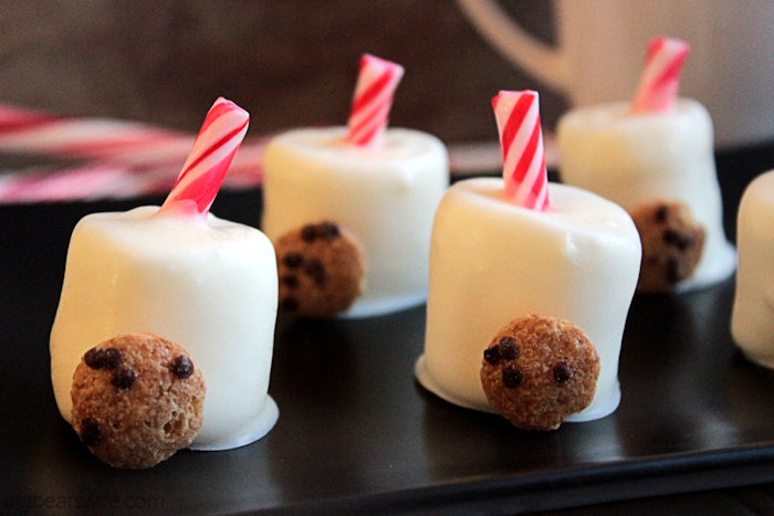"Milk and Cookie" Chocolate Covered Marshmallows | BigBearsWife.com