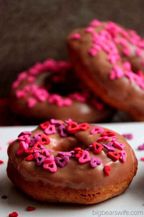 Chocolate Dipped Donuts #‎GalentinesDayParty‬ | BigBearsWife.com