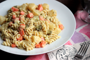 Green Curry Pineapple Rotini {& A Healthy Pasta Giveaway!!}