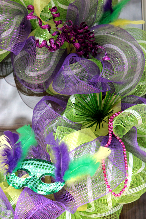 Mardi Gras Deco Mesh Wreath  | BigBearsWife.com