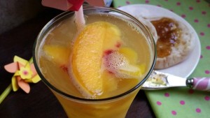 Pineapple Peach Mimosa #BrunchWeek