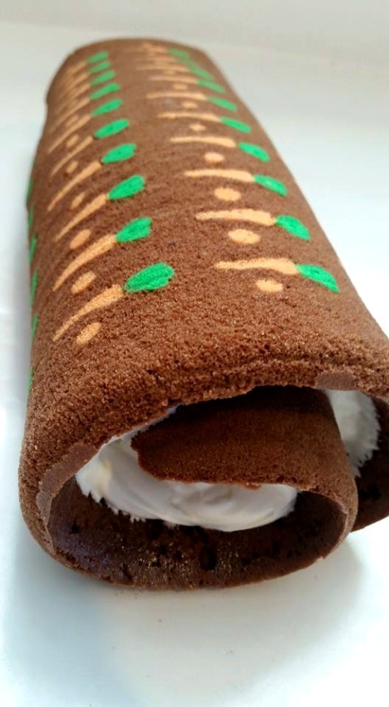 How to make a Chocolate "Carrot" Swiss Roll Cake