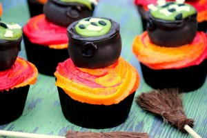 Cauldron Cupcakes #SundaySupper