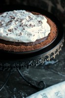 S’more Chocolate Marshmallow Pie