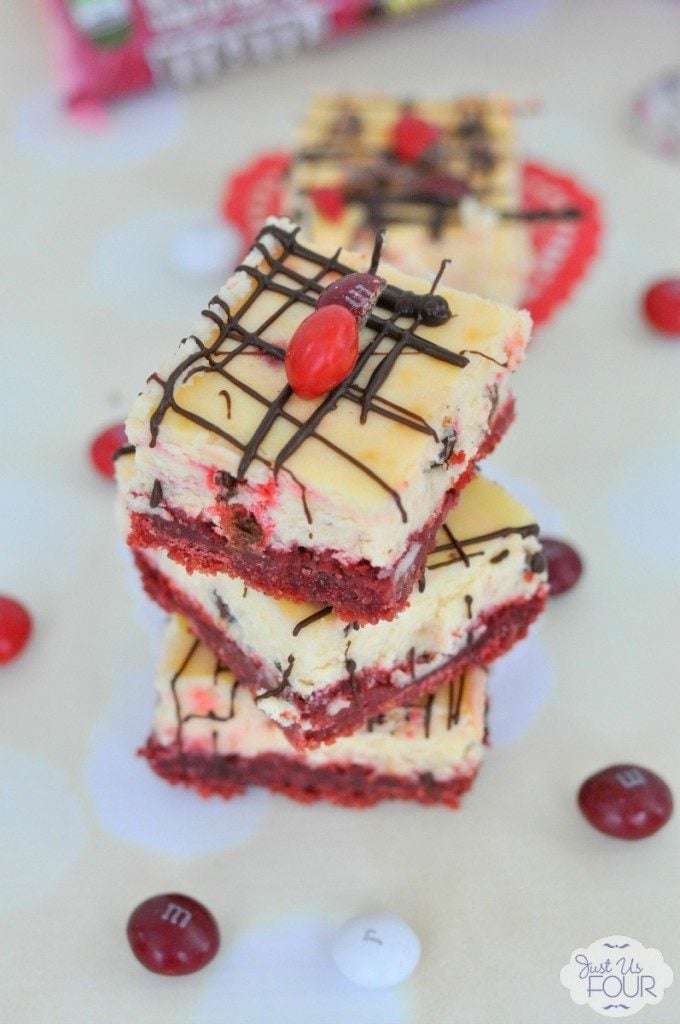 red-velvet-cheesecake-bars-3_wm-680x1024