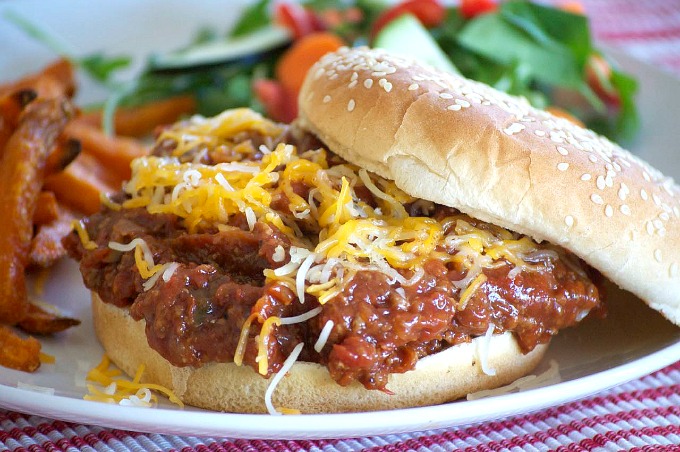 Slow Cooker Sloppy Joes {365 Day of Baking and MOre}