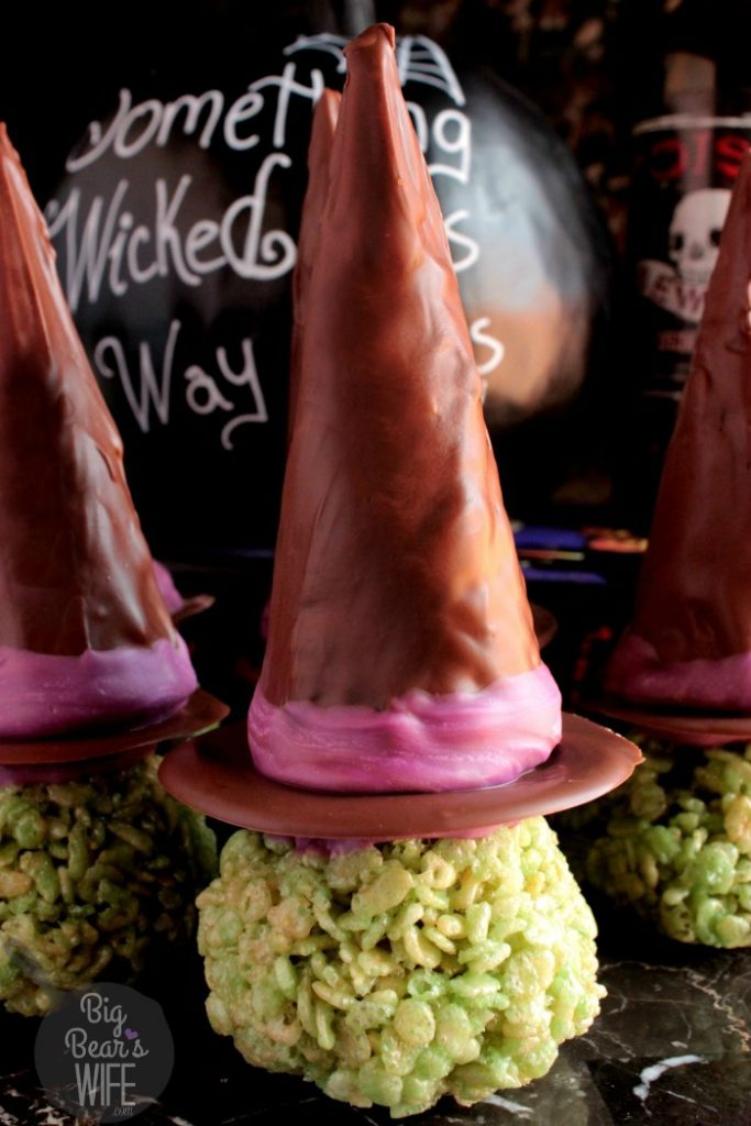 Witch Hat Marshmallow Cereal Treats (6)