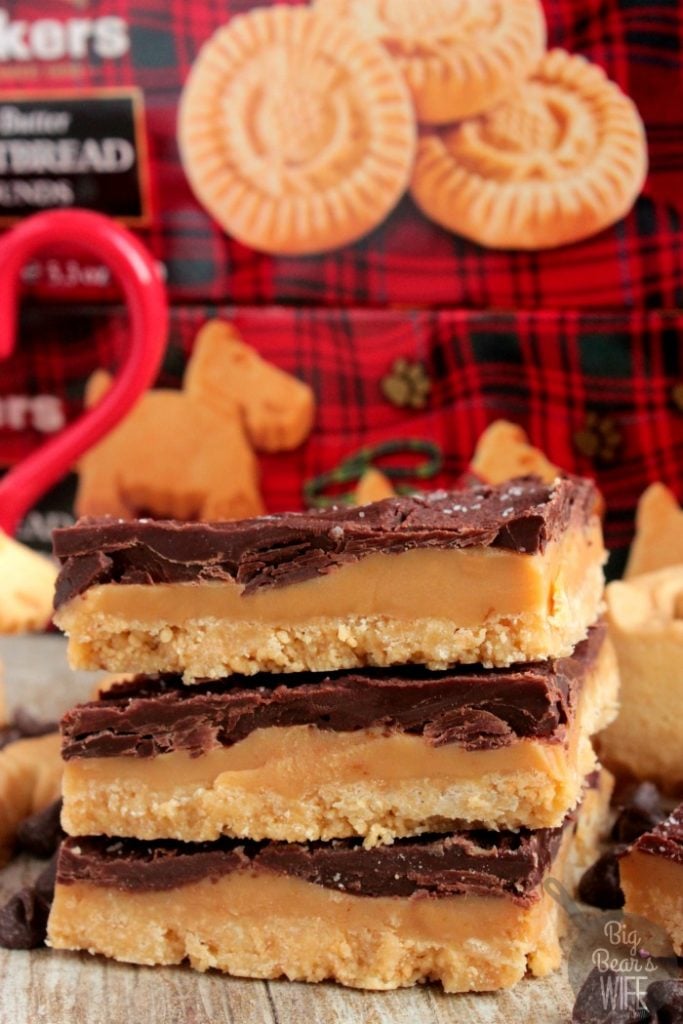 No Bake Shortbread Millionaire Bars- Shortbread cookies, homemade caramel and melted chocolate are layered together to create these perfect No Bake Shortbread Millionaire Bars!