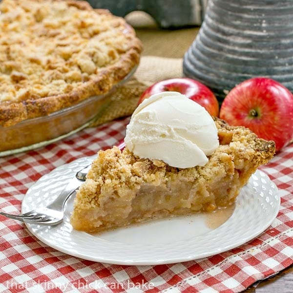 Dutch Apple Pie | Cinnamon spiced apples in a pastry shell with a streusel topping 