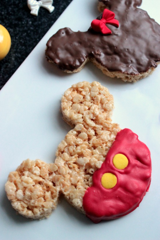 Mickey Mouse and Minnie Mouse Rice Krispie Treats