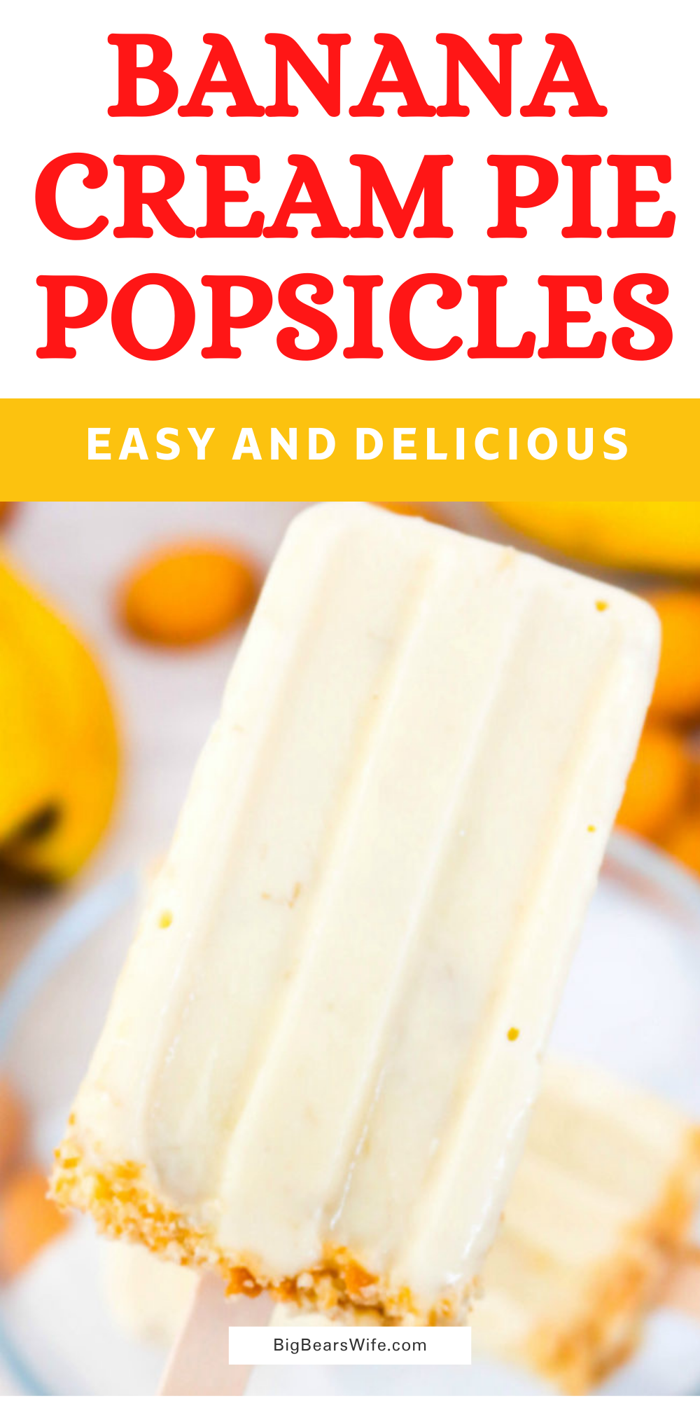These Banana Cream Pie Popsicles have the amazing classic flavor of a banana cream pie molded and frozen into homemade popsicles. Cool and creamy with a crushed vanilla wafer topping. via @bigbearswife