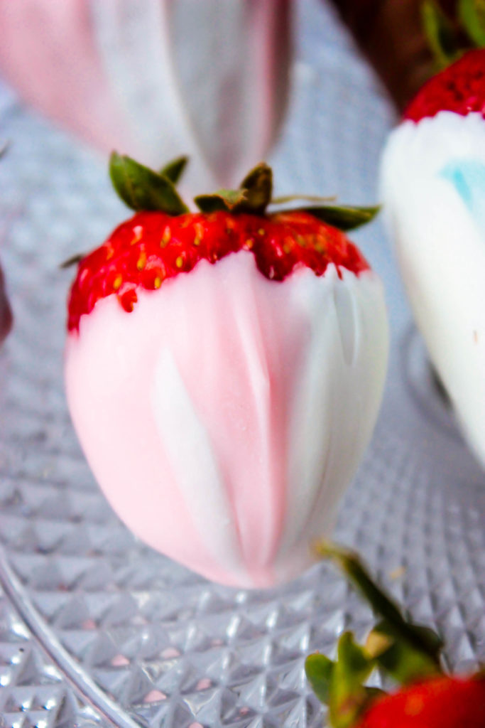 Pastel Swirl Covered Strawberries - Gender Reveal Party Strawberries 