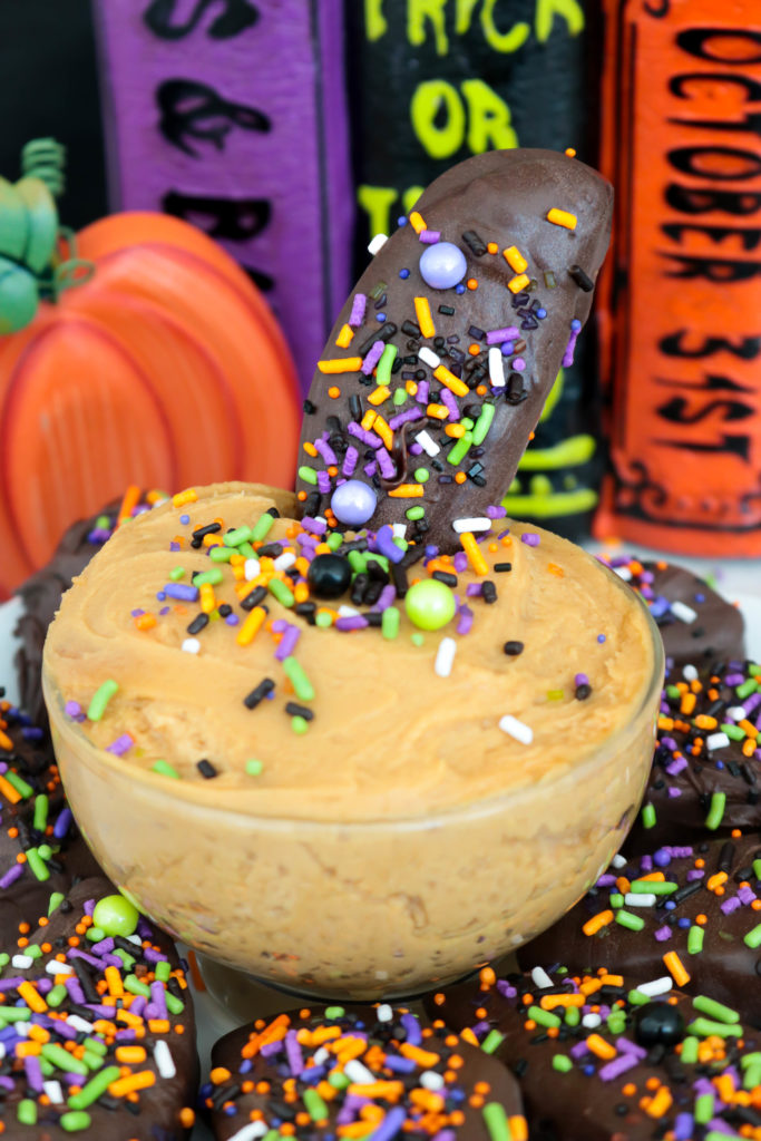 Halloween Apple Slices and Peanut Butter Dip