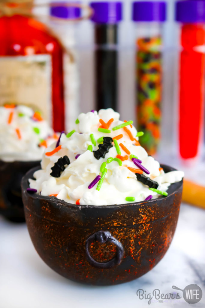 Pumpkin Pie Cheesecake Witch Cauldrons - Ready for a wicked fun Halloween dessert? These No Bake Pumpkin Pie Cheesecake Witch Cauldrons will have all of your witchy friends flying over for a bite! 