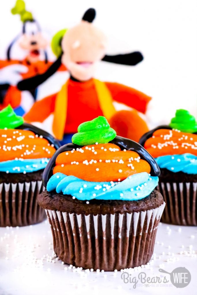 Homemade Goofy Cupcakes - Bring a little bit of Goofy Disney magic into your home with these Disney World inspired Homemade Goofy Cupcakes!