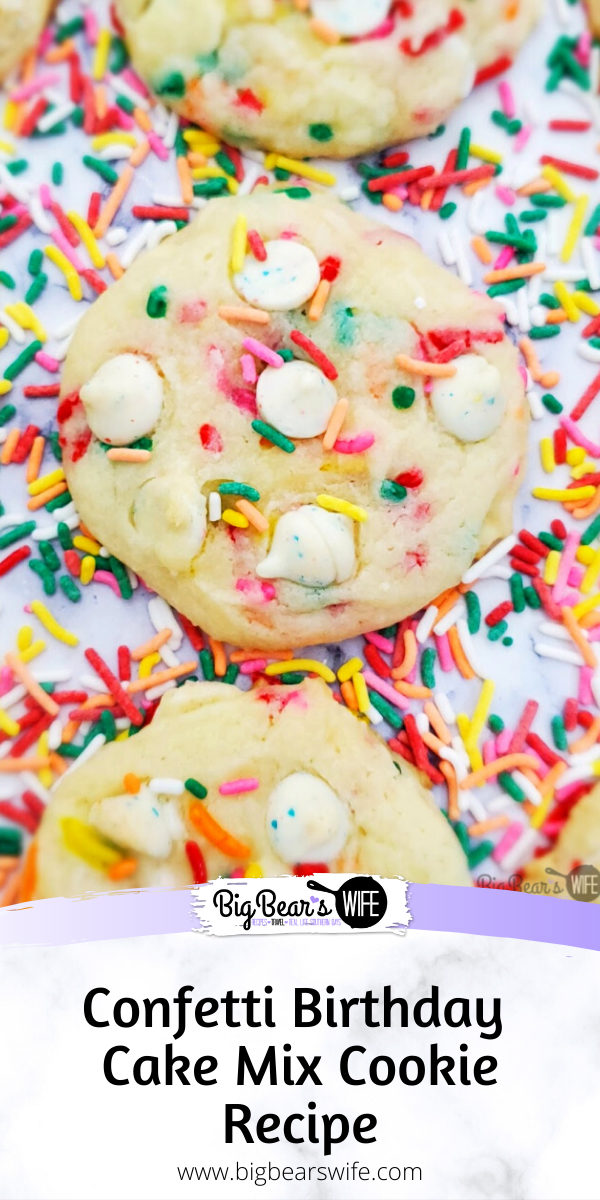Confetti Birthday Cake Mix Cookies - These fantastic Confetti Birthday Cake Mix Cookies are make using white cake mix, extra vanilla and confetti chips plus there are sprinkles mixed in!!! They taste just like a cookie version of funfetti icing! via @bigbearswife