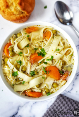 30 Minute Pantry Chicken Noodle Soup - Need a fast and easy home cooked meal using pantry ingredients? Have no fear, 30 Minute Pantry Chicken Noodle Soup is here!