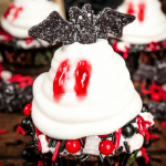 Vampire Bat Cupcakes
