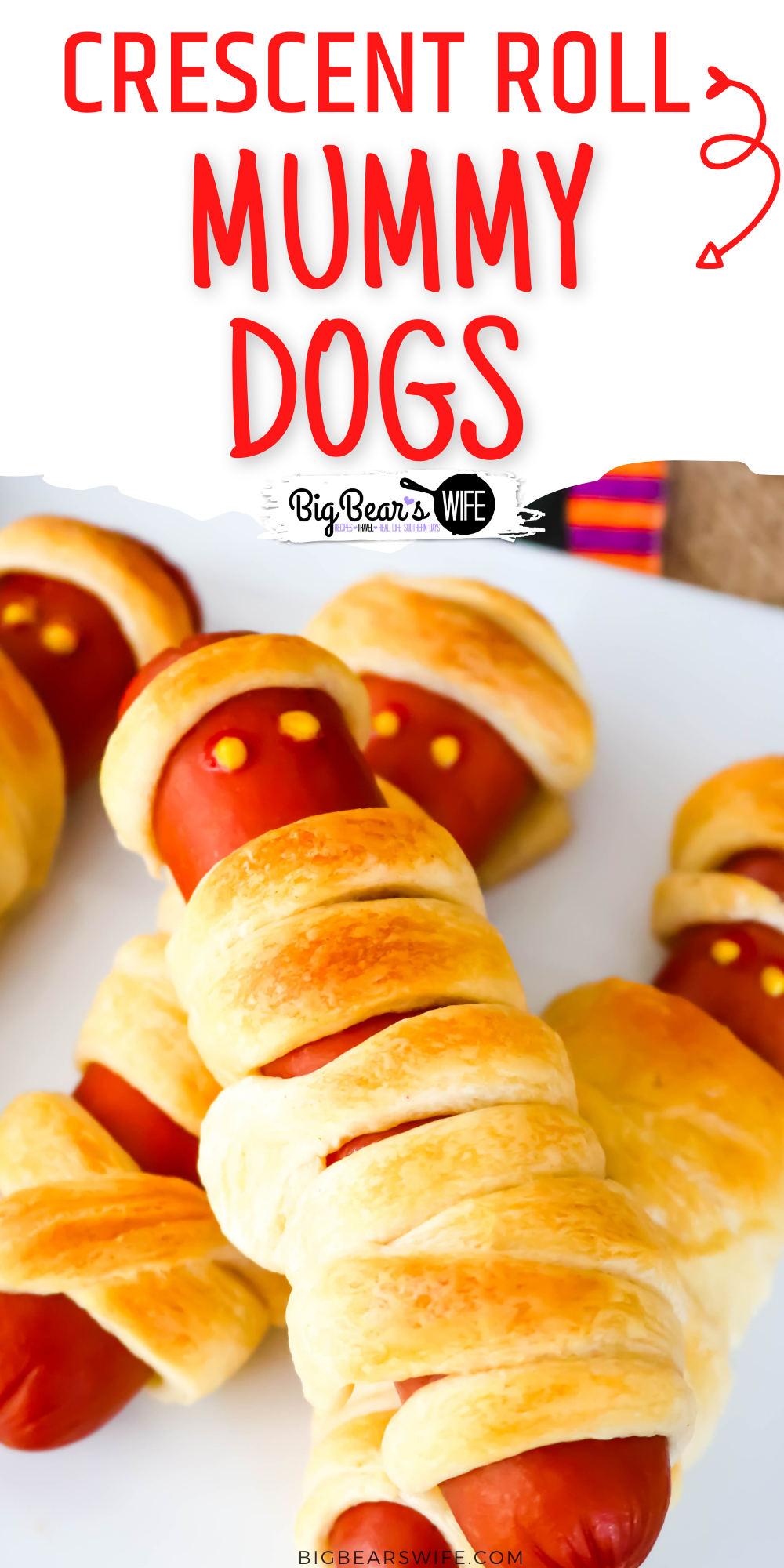 This Crescent Roll Mummy Dogs treat is a super easy savory Halloween treat! You'll need hot dogs and crescent rolls plus whatever you want to use as mummy hot dog eyes!  via @bigbearswife