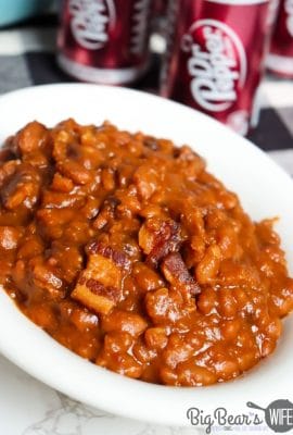Dr. Pepper Baked Beans - delicious homemade baked beans with molasses, brown sugar, bacon and Dr. Pepper! Perfect side dishes for dinner, cookouts and holidays.