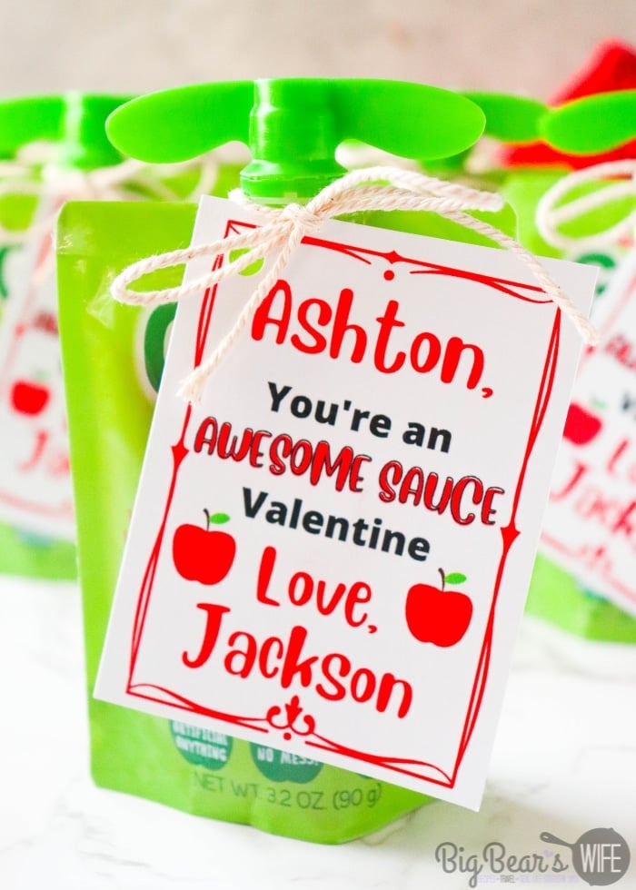 This adorable "You're An AwesomeSAUCE Valentine" Free Printable is super cute to print out and tie to gogo squeez applesauce pouches! An sweet Valentines for the applesauce lover in your life!