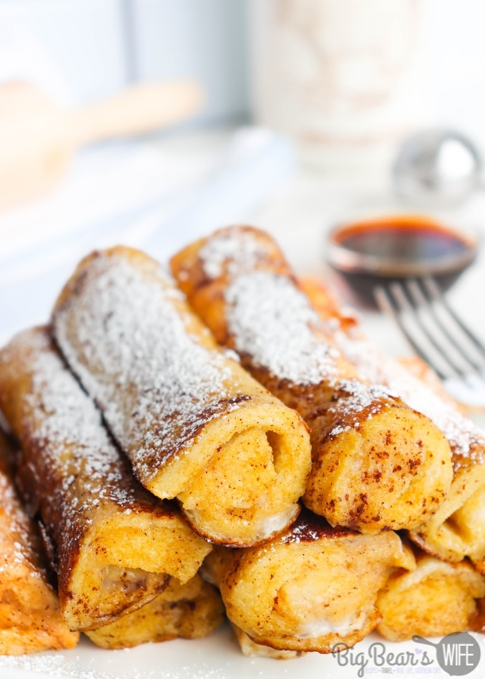 French Toast Roll Ups with powdered sugar