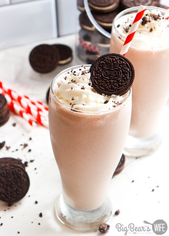 From old school diners to restaurants all over, the OREO milkshake has become a classic favorite of young and old alike! Combine your favorite chocolate sandwich cookies and vanilla ice cream for the perfect homemade milkshake!