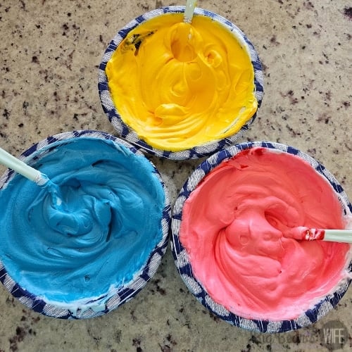 3 colors for Superman Ice Cream