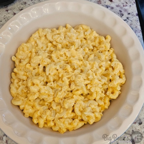 pasta and cheese in old bay mac and cheese