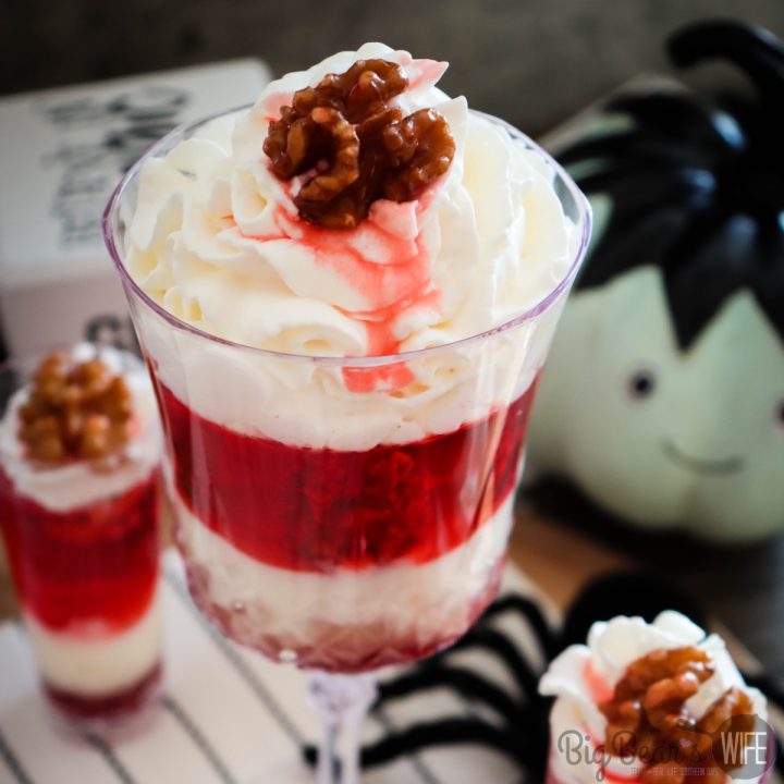These spooky Hannibal Lecter Brain Parfaits are the perfect desserts for your next Halloween party! You'll love these creepy treats and how easy they are to make!