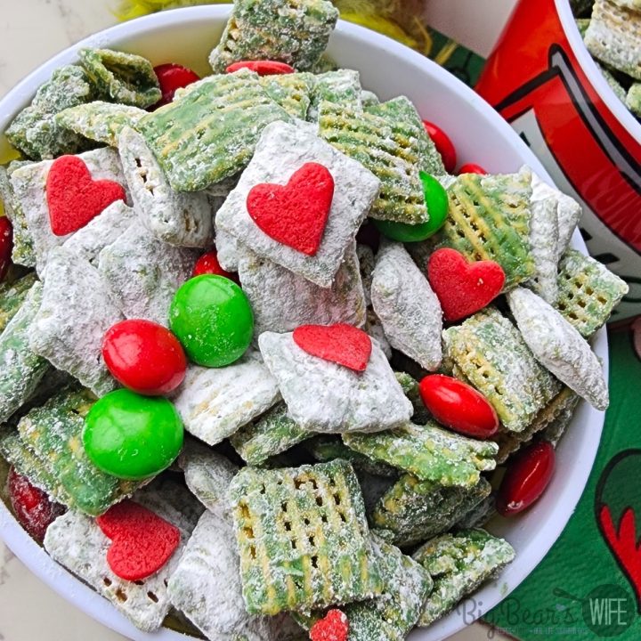 Grinch Chex Mix - Grinch Puppy Chow