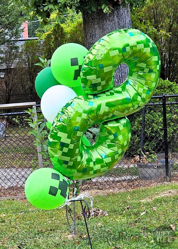 Green Minecraft 8 Balloon