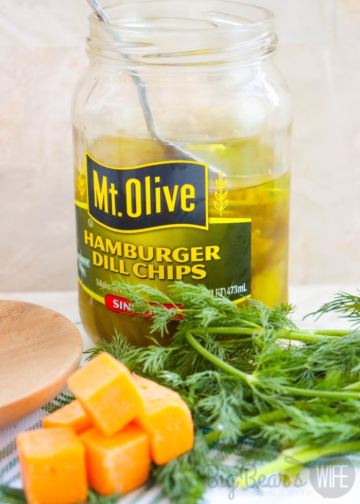 Mt-Olive-Hamburger-Chips-with-dill-and-cheese