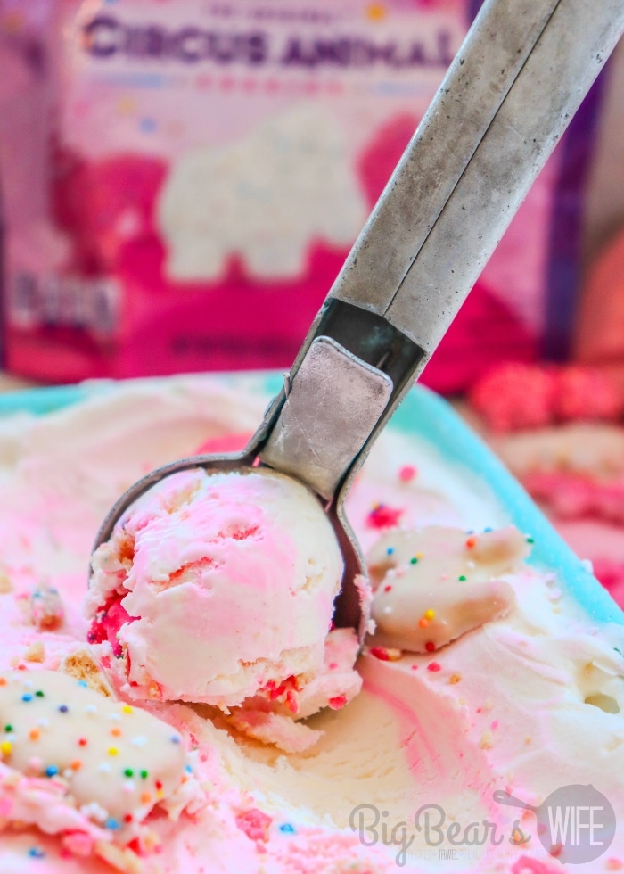 No-Churn Pink & White Frosted Animal Cookie Ice Cream