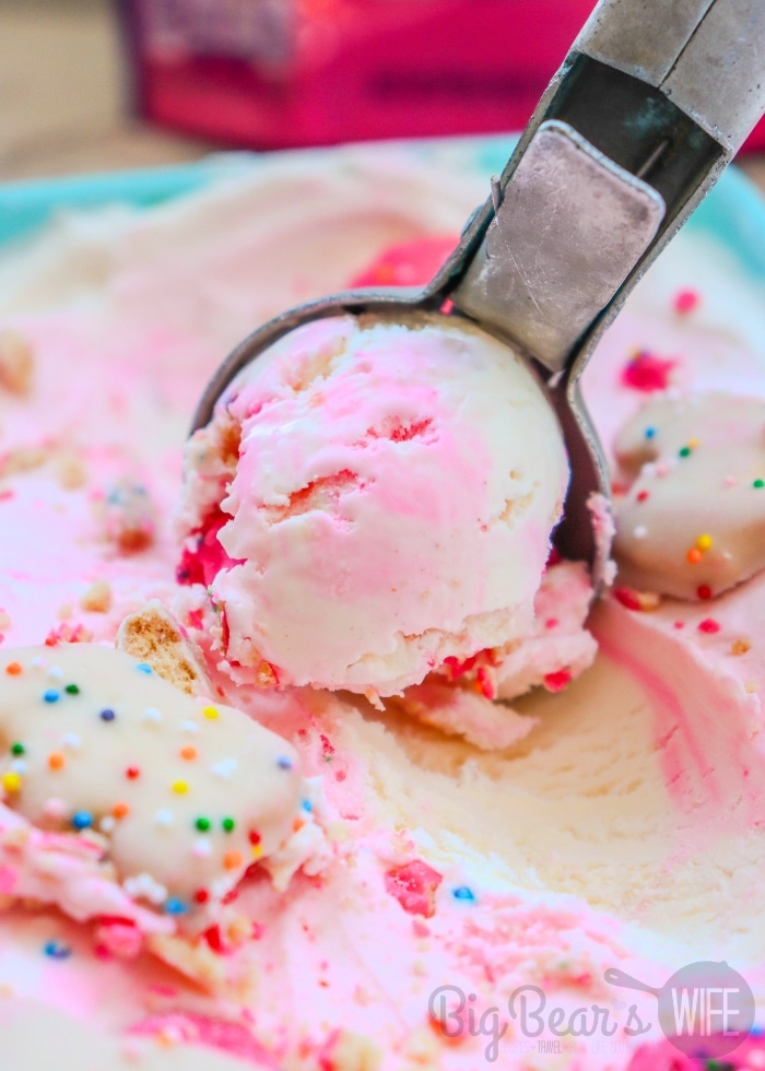 No-Churn Pink & White Frosted Animal Cookie Ice Cream